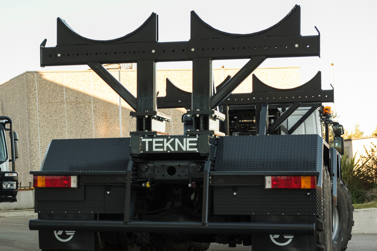Pipe Carrier by TEKNE